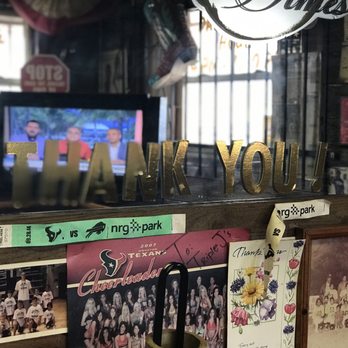 Triple J's Smokehouse - Located in the first dinning room. }:{ - Barbeque Near Me - Houston, Texas Triple J's Smokehouse - Located in the first dinning room. }:{ - Barbeque Near Me - Houston, Texas