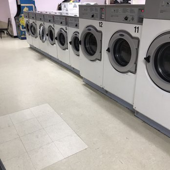 La Plazita - 3 sizes of washing machines - Laundry Services Near Me - Norcross, Georgia La Plazita - 3 sizes of washing machines - Laundry Services Near Me - Norcross, Georgia