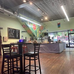 Ride On Smoothie & Juice Bar - Entrance