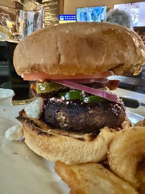 Charlie Mops Grub & Hops