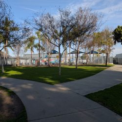 Paramount Park - Swimming pool out in the distance