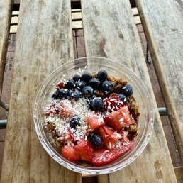 Acai bowl