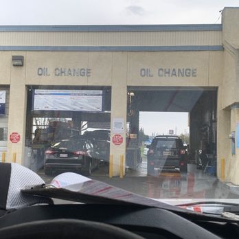 SpeeDee Oil Change & Auto Service - Car - Auto Repair Near Me - Manteca, California SpeeDee Oil Change & Auto Service - Car - Auto Repair Near Me - Manteca, California