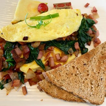 Moena Café - Denver Omelette - Cafes Near Me - Honolulu, Hawaii Moena Café - Denver Omelette - Cafes Near Me - Honolulu, Hawaii