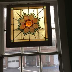 Bohemian Inn - Window in the breakfast room