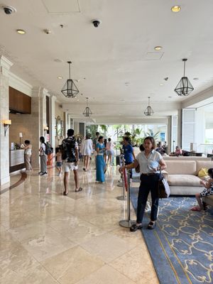 Shangri-La Mactan, Cebu by null