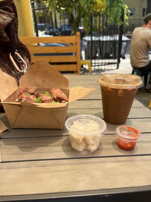 Bé Ù - Vietnamese Street Food & Comfort Food by null