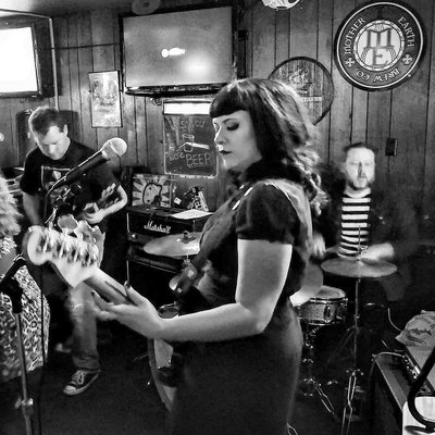 Huntridge Tavern by null