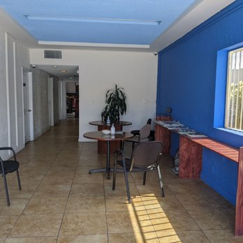 Lee Auto - Lobby with AC - Auto Repair Near Me - Las Vegas, Nevada Lee Auto - Lobby with AC - Auto Repair Near Me - Las Vegas, Nevada