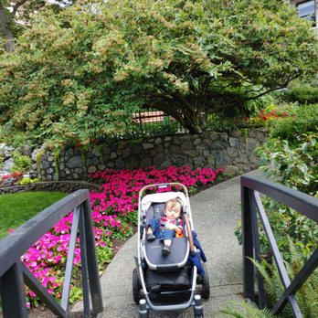 Fairmont Empress - Hotels Near Me - Victoria, British Columbia