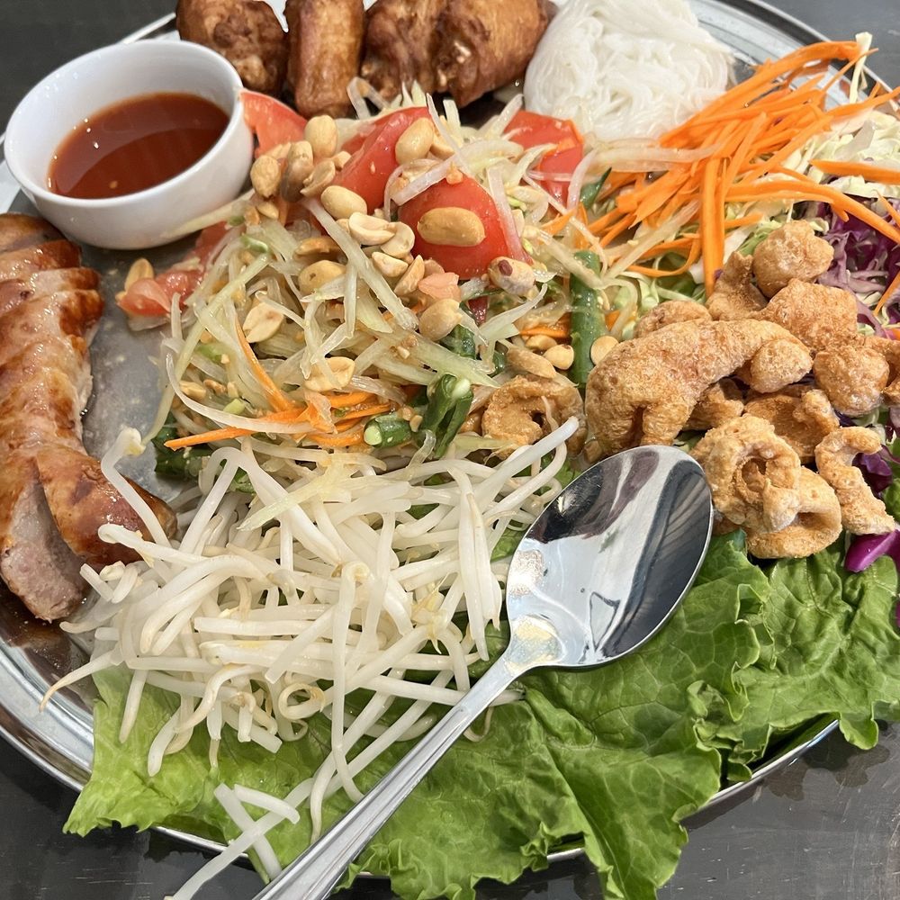 Maggie Thai Kitchen - 17. Tam Tad Set - Thai Near Me - Boise, Idaho Maggie Thai Kitchen - 17. Tam Tad Set - Thai Near Me - Boise, Idaho