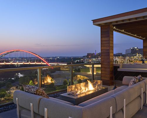 Four Seasons Hotel Nashville by null