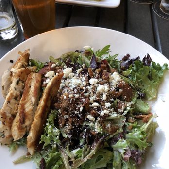 BRU Burger Bar - Cincinnati - Burgers Near Me - Cincinnati, Ohio