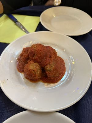 Cacio e Pepe by null