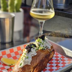 Lone Madrone - Crab Sandwich, Apple Cider