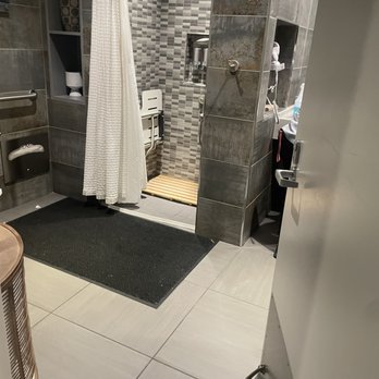 The Club MSY - They even have a shower if you need to take one :) - Airport Lounges Near Me - Kenner, Louisiana The Club MSY - They even have a shower if you need to take one :) - Airport Lounges Near Me - Kenner, Louisiana