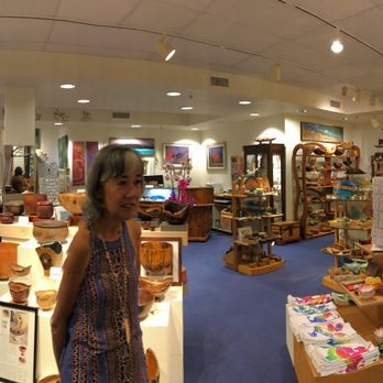 Nohea Gallery - Panorama of the store's interior - Art Galleries Near Me - Honolulu, Hawaii Nohea Gallery - Panorama of the store's interior - Art Galleries Near Me - Honolulu, Hawaii