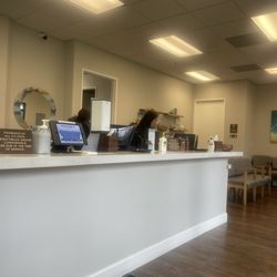 Pacific Skin Institute - Front desk