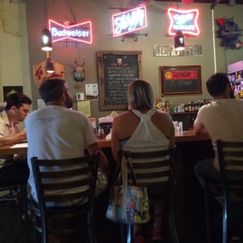 Five Points Pizza - Italian Near Me - Nashville, Tennessee