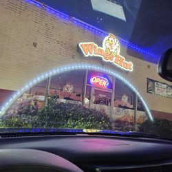 Wings Hut - Entrance