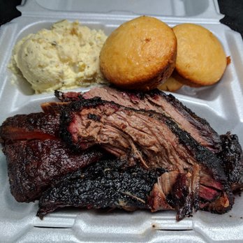 Dave's BBQ - This Brisket Meal lasted me two rounds! I thought I could handle it, but it won. Definitely a WIN in my stomach/book! - Barbeque Near Me - Virginia Beach, Virginia