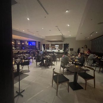 Joi - Inside - Asian Fusion Near Me - Austin, Texas