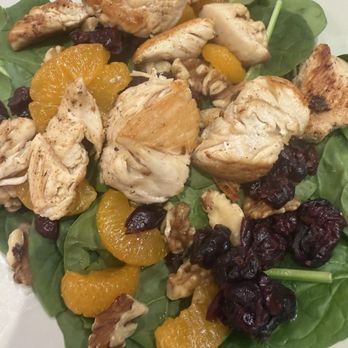 Hinkle's Restaurant - Spinach & Walnut Salad with chicken - New American Near Me - Columbia, Pennsylvania Hinkle's Restaurant - Spinach & Walnut Salad with chicken - New American Near Me - Columbia, Pennsylvania