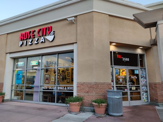 Rose City Pizza by null