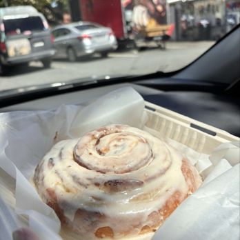 Papi’s Ohana - IG: @nom.noms.only | cinnamon rolls - Pizza Near Me - Lahaina, Hawaii Papi’s Ohana - IG: @nom.noms.only | cinnamon rolls - Pizza Near Me - Lahaina, Hawaii