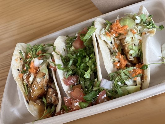 Taqueria Tsunami by null