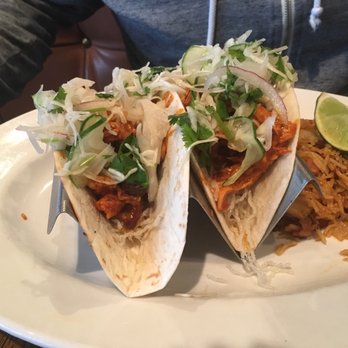 Max's Trumbull Kitchen - Chicken Tacos! Yum! - New American Near Me - Hartford, Connecticut Max's Trumbull Kitchen - Chicken Tacos! Yum! - New American Near Me - Hartford, Connecticut