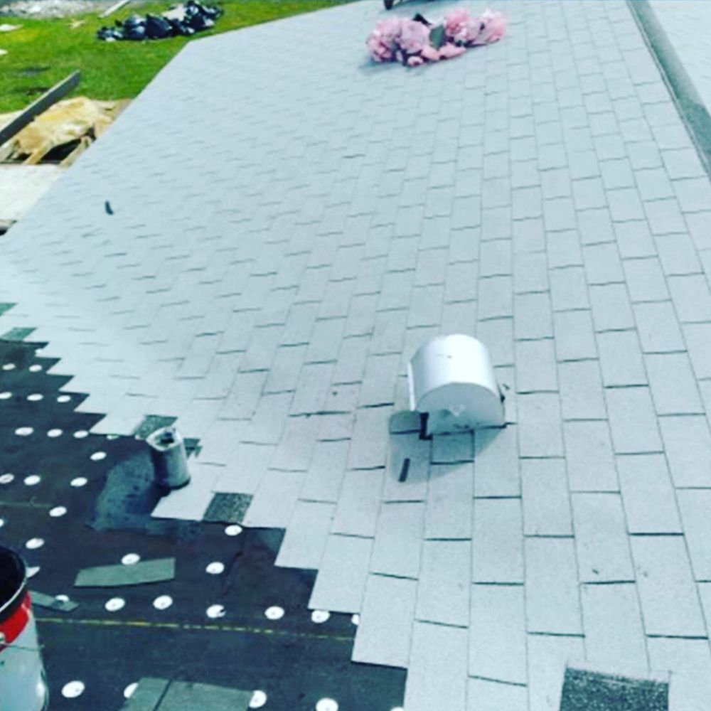 Slide of A2A Roofing