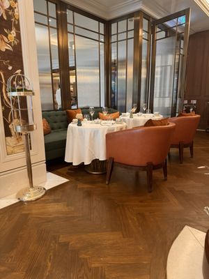 Jumeirah Carlton Tower by null