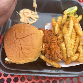 Dave's Hot Chicken - Chicken Shop Near Me - Greensboro, North Carolina