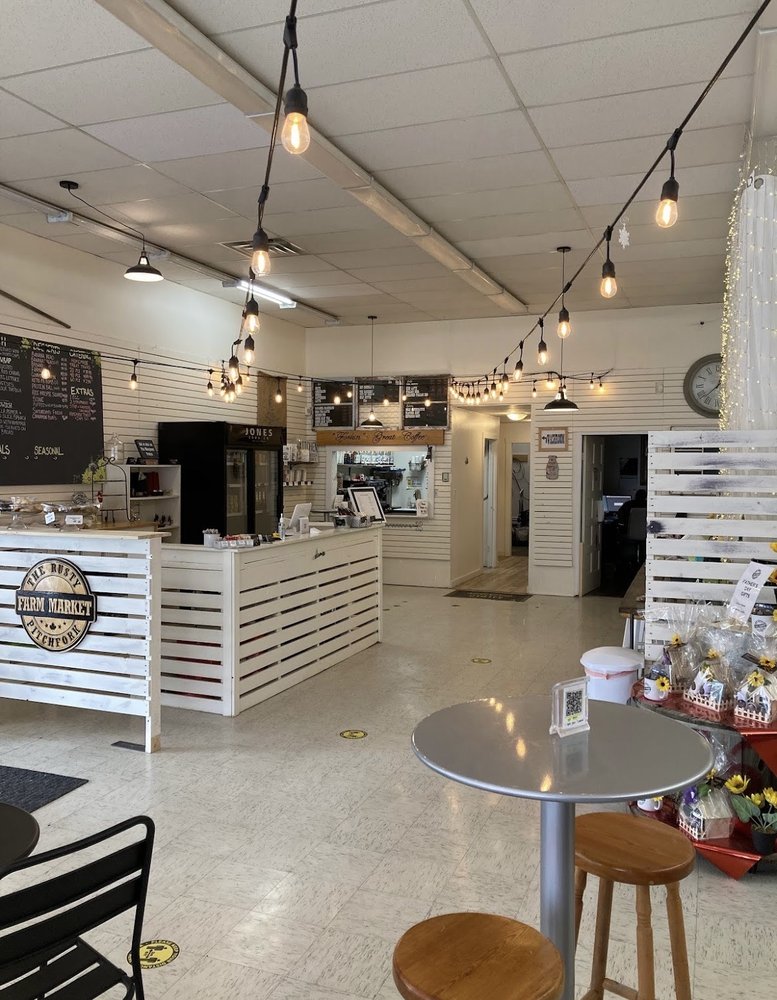 THE RUSTY PITCHFORK FARM MARKET & BISTRO Updated September 2024 4111 Chowsunket Street