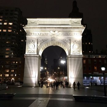 Washington Square Park - The stunning Washington Square Arch within the park - Parks Near Me - New York, New York Washington Square Park - The stunning Washington Square Arch within the park - Parks Near Me - New York, New York