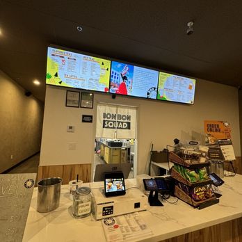Bon Bon Tea House - Menu and counter - Bubble Tea Near Me - Los Angeles, California