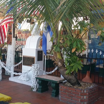 Yambo Restaurant - Latin American Near Me - Miami, Florida Yambo Restaurant - Latin American Near Me - Miami, Florida