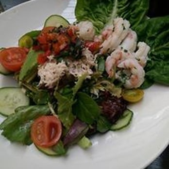 Matt The Thresher - Crab, Shrimp and Avocado Salad - Seafood Near Me - Dublin, D Matt The Thresher - Crab, Shrimp and Avocado Salad - Seafood Near Me - Dublin, D