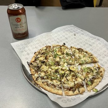 Azzip Pizza - Figgy piggy pizza (minus the piggy - no bacon) - Pizza Near Me - Bloomington, Indiana