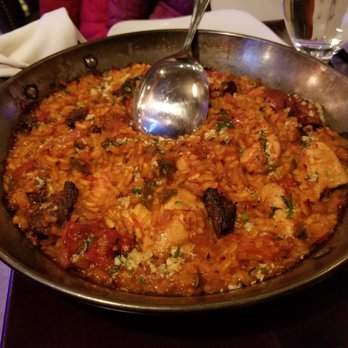 Sangarita's - Paella de carne: One of the best paellas I've ever had.  Cook very authentically: nice paella pan! - Spanish Near Me - Bayside, New York