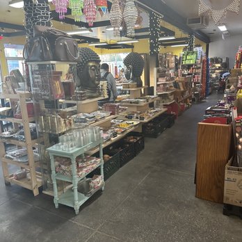Samosa House and Bharat Bazaar - Shopping area - Indian Near Me - Culver City, California