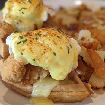 Broken Yolk Cafe - Chicken & Waffle Benny = meh. not that great. - Breakfast & Brunch Near Me - Fullerton, California Broken Yolk Cafe - Chicken & Waffle Benny = meh. not that great. - Breakfast & Brunch Near Me - Fullerton, California