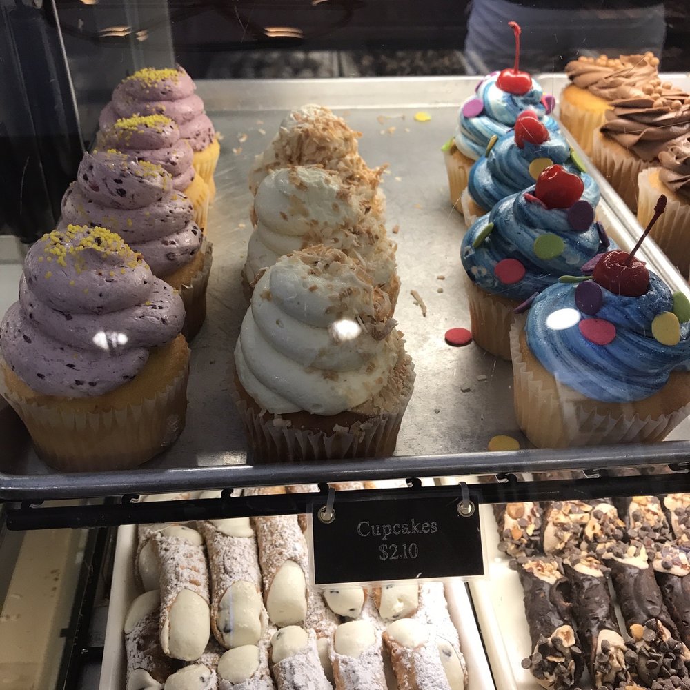 Lulu's Bakery - Bakeries Near Me - Fresh Meadows, New York
