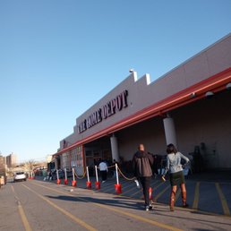 Home depot on gun hill road in the BX.