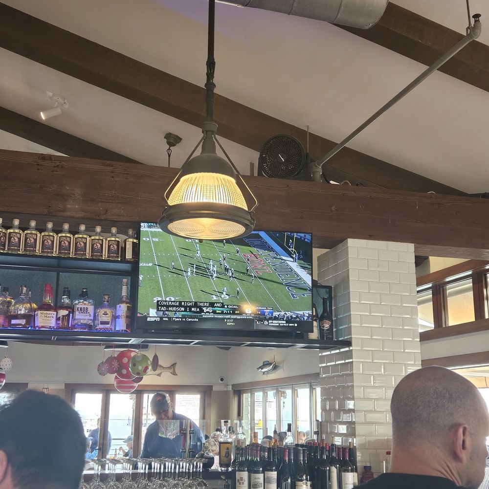 Bluewater Avalon - Bar and tv - Seafood Near Me - Avalon, California Bluewater Avalon - Bar and tv - Seafood Near Me - Avalon, California