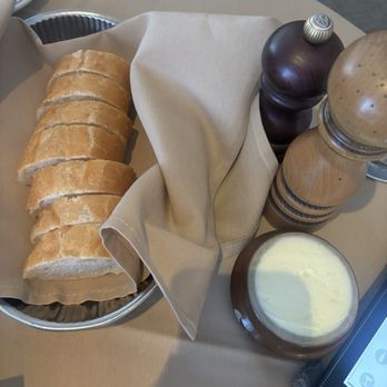 Paris 7th - Complimentary bread & butter - French Near Me - Fort Worth, Texas