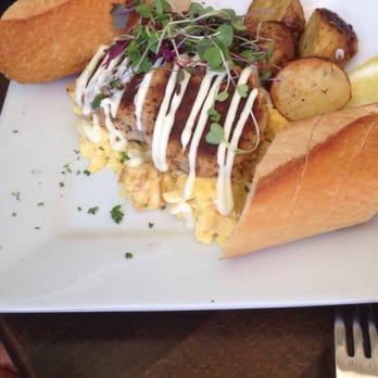 Starling Diner - Crab cakes - New American Near Me - Long Beach, California