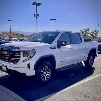 Caposio Buick GMC - Auto Repair Near Me - Victorville, California