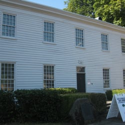 McLoughlin House